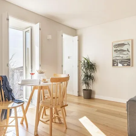 Cozy Alfama Апартаменты Лиссабон