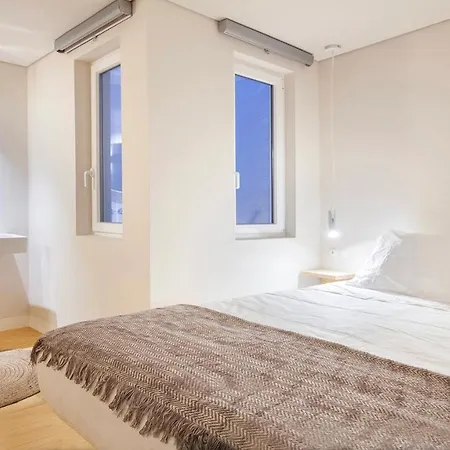 Cozy Alfama Апартаменты *