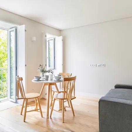 Cozy Alfama Апартаменты Лиссабон