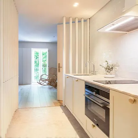 Апартаменты Cozy Alfama Лиссабон